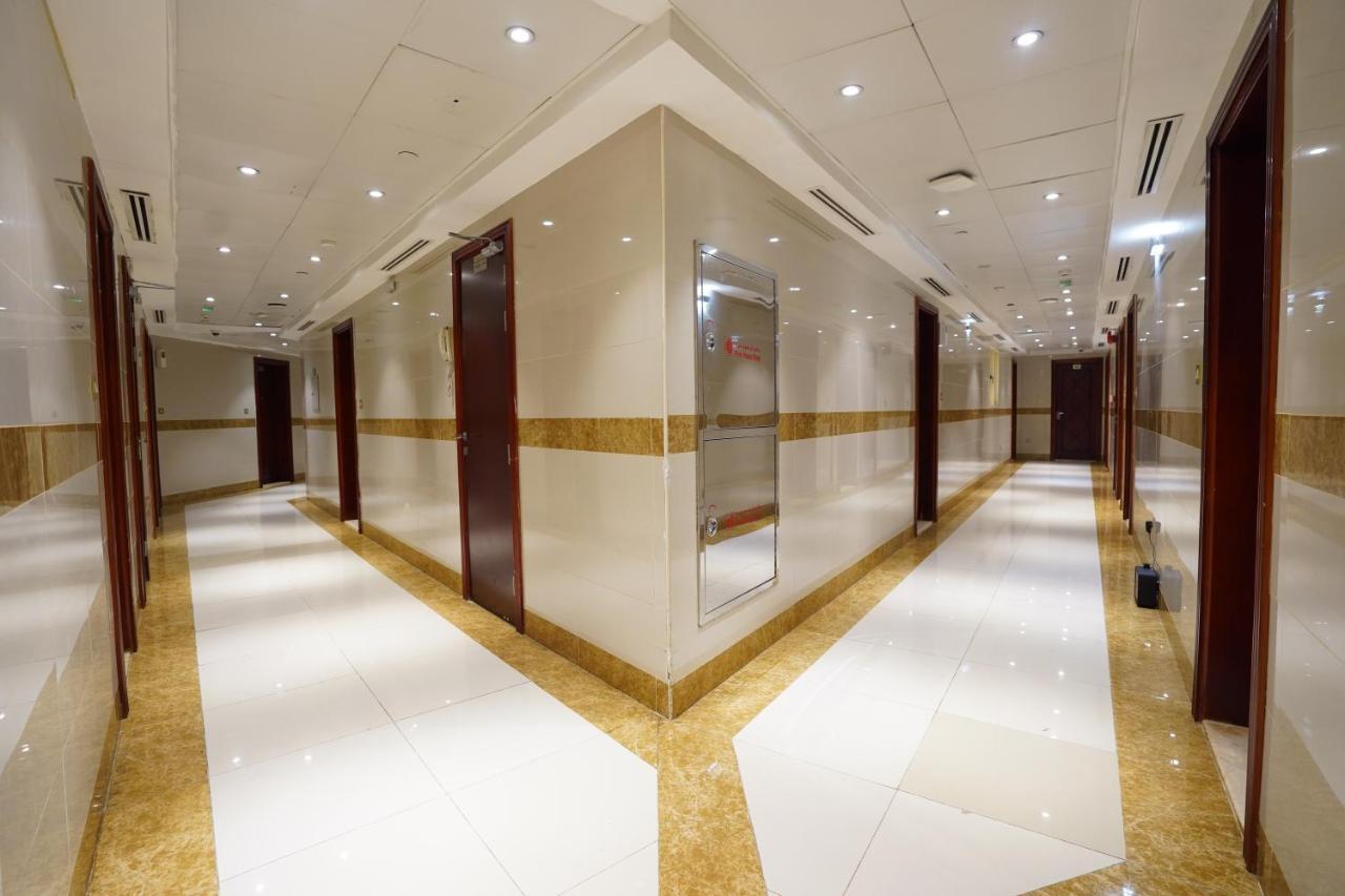 Cube Hotel Dubai Exterior foto
